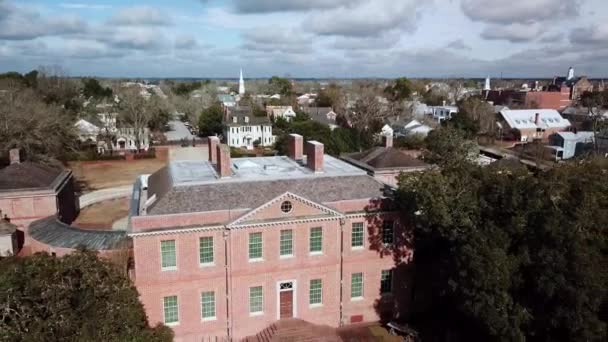 Tryon Palácio Retirada Lenta Aérea New Bern Carolina Norte — Vídeo de Stock