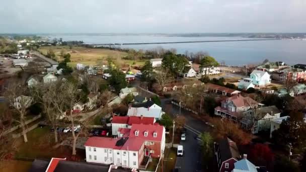 Neuse Flod Med Historiska Nya Bern North Carolina Hem Förgrunden — Stockvideo