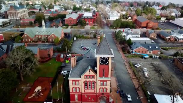 Légi Gyors Tolóerő Városháza Tetején New Bernben Észak Karolinában — Stock videók