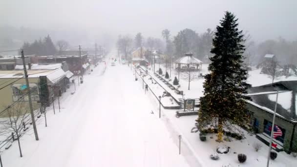 Empuje Aéreo Hacia Abajo Calle Del Rey Tormenta Nieve — Vídeos de Stock