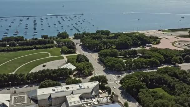 Chicago Illinois Aerial V65 Birds Eye View Drone Fly Downtown — Vídeos de Stock