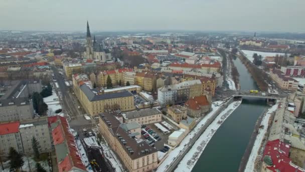 Panorama Města Olomouce Historickou Částí Katedrály Václava Zimě Pokryté Sněhem — Stock video