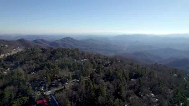 北カロライナ州ロックNcへの空中傾斜 — ストック動画