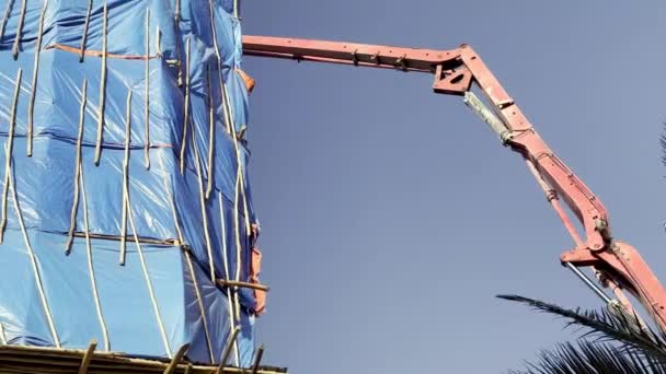 Насос Доставляє Бетон Будівлю Висотного Підйому Під Будівництво Аддіс Абеба — стокове відео
