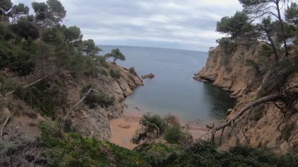 Playa Nudista Costa Brava España Cataluña — Vídeos de Stock