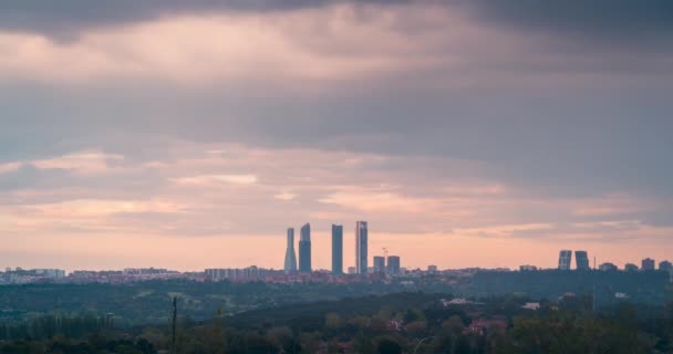 Pôr Sol Chuvoso Madrid Skyline Timelapse — Vídeo de Stock