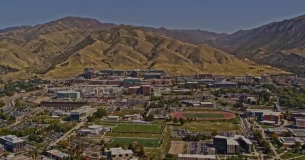 Salt Lake City Utah Aerial V59 Drone Flyover Egyetemi Campus — Stock videók