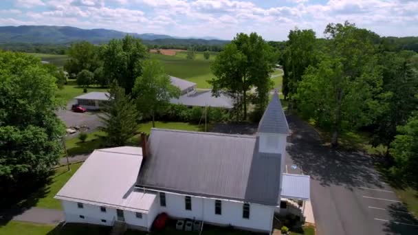 Antenn Snabb Dra Kyrka Kapell Nära Abingdon Och Damaskus Virgina — Stockvideo