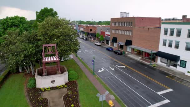 Cadeira Thomasville Órbita Baixa Aérea Thomasville Carolina Norte — Vídeo de Stock