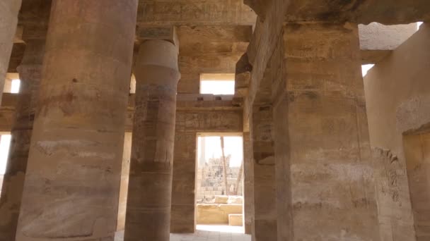 Blick Durch Sandsteinsäulen Karnak Tempelkomplex Ägypten — Stockvideo