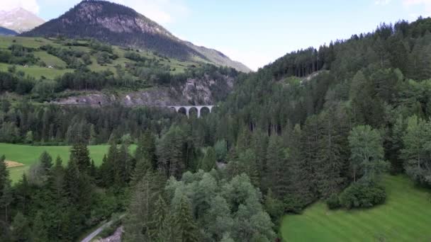 Híres Landwasser Viadukt Svájcban Svájc Egyik Nevezetessége Bernina Express Glacier — Stock videók