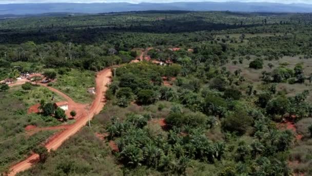 Prachtige Drone Opname Van Het Braziliaanse Platteland Met Een Kleine — Stockvideo