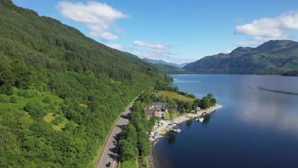Wolny Strzał Drona A82 Loch Lomond Północ Luss Piękny Letni — Wideo stockowe