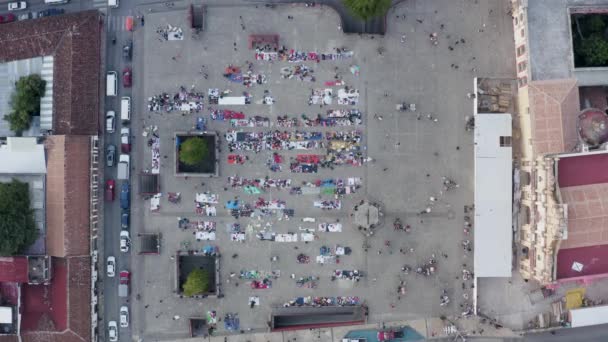 Aerial Visar Upptagen Marknad Framför Diocesis San Cristobal Las Casas — Stockvideo