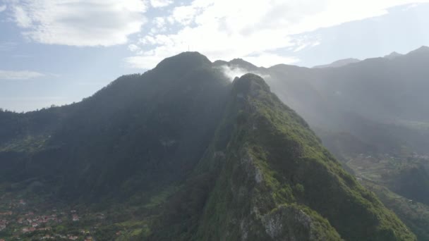 Indah Dan Sinematik Udara Ditembak Atas Lanskap Madeira — Stok Video