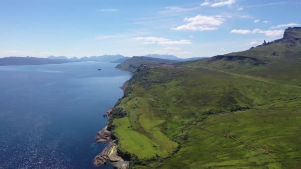 Drone Shot Magnificent Isle Skye Shot Stays High Looking East — Stock Video