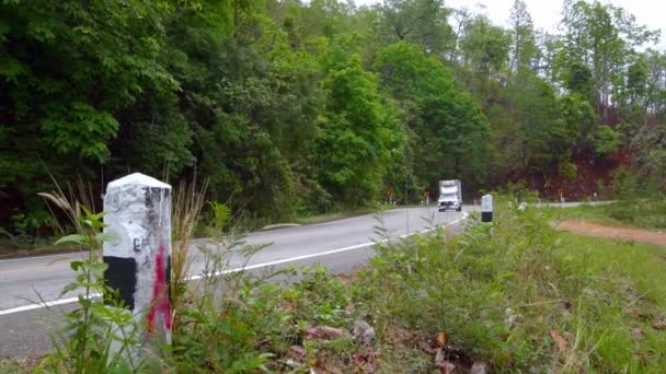 Gündüz Vakti Kuzey Tayland Daki Tepe Arazisi Boyunca Dolambaçlı Bir — Stok video