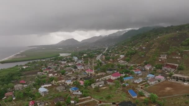 Letecký Přelet Nad Pobřežím Sierry Leone Podél Atlantského Oceánu Dešťové — Stock video