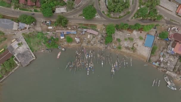 Luftaufnahmen Von Oben Nach Unten Von Einer Gruppe Von Booten — Stockvideo