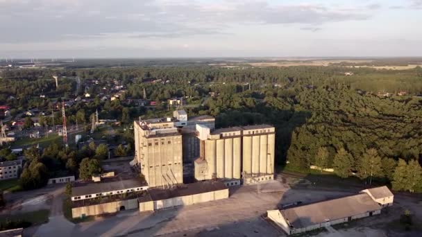 Izquierda Derecha Arial Rodaje Dron Cinematográfico Silo Grano Era Unión — Vídeo de stock