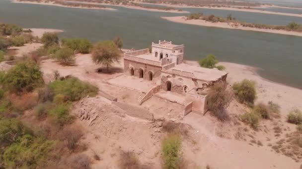 Förstört Hem Mitt Öknen Chotiari Dammen Från Sanghar Staden Sanghar — Stockvideo