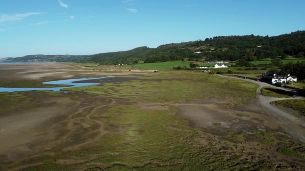 Pemandangan Udara Traeth Coch Pemandangan Pedesaan Rawa Lembah Moorland Pedesaan — Stok Video
