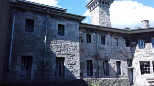 Beaumaris Gaol Prisão Vitoriana Galês Fora Confinado Casa Trabalho Jardim — Vídeo de Stock
