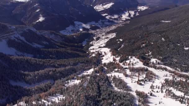 Val Gardena Vallei Tijdens Winter Italiaanse Dolomieten Alpen Antenne — Stockvideo