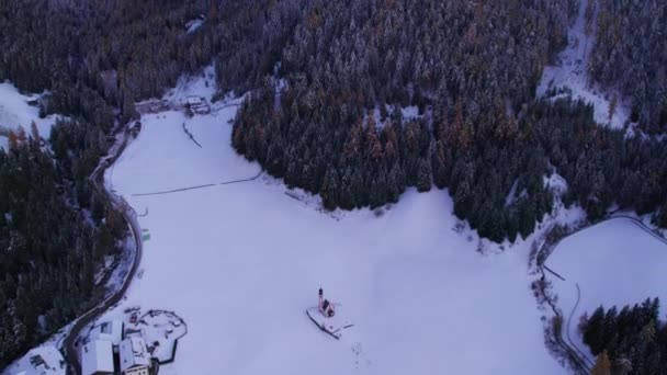 Kleine Idyllische Kirche Von Ranui Den Italienischen Alpen Winter Bei — Stockvideo