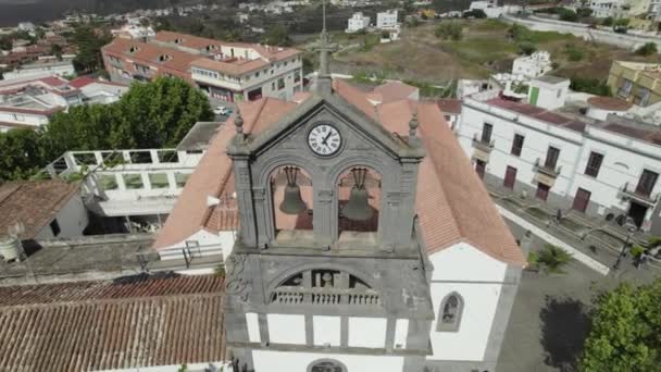 Vista Aérea Cara Del Reloj Basílica Nuestra Señora Del Pino — Vídeos de Stock