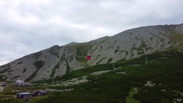 Teleférico Nas Montanhas High Tatras Eslováquia Atividade Turística Verão — Vídeo de Stock