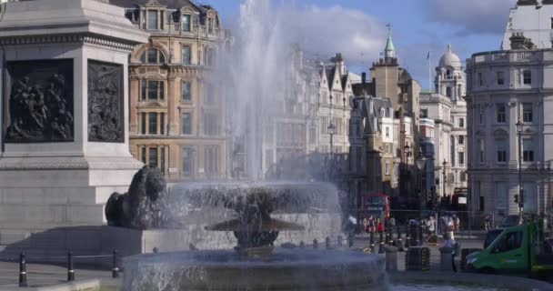 Londra Nın Merkezindeki Tarihi Binalarla Çevrili Ünlü Trafalgar Meydanı Birleşik — Stok video