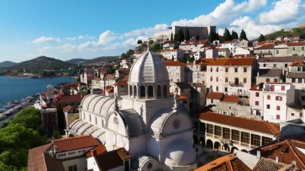Orbiting Triple Nave Catholic Basilica Cathedral James Sibenik Adriatic Coast — Stock Video