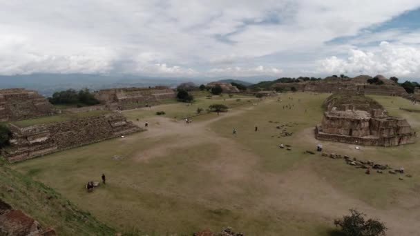 Панорамный Вид Доколумбовый Археологический Объект Монте Альбн Мексиканском Штате Оахака — стоковое видео