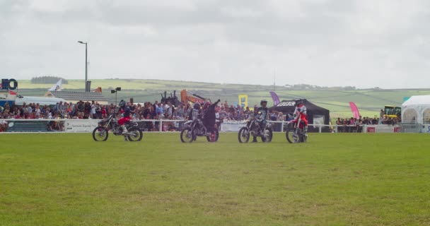 Royal Cornwall Show 2022 Wyświetlaczem Freestyle Riders Fmx Bolddog — Wideo stockowe