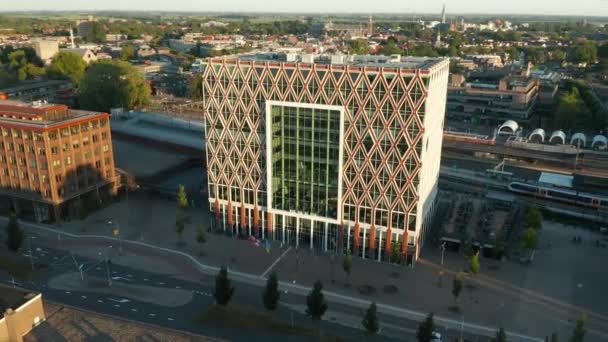 Luchtfoto Van Het Moderne Stadhuis Gouda Nederland Drone Shot — Stockvideo