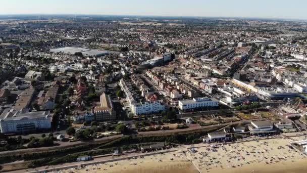 Widok Powietrza Clacton Sea Przelatujące Nad Morzem Hotele Kierunku Centrum — Wideo stockowe