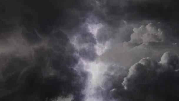 Zicht Donkere Wolken Onweer Donkere Lucht — Stockvideo