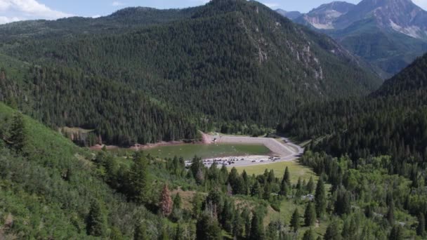 Longo Tiro Aéreo Recreação Pública Reservatório Tibble Fork Utah — Vídeo de Stock