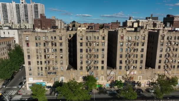 Stadswoningen Harlem Bronx New York City Nyc Usa Woonflatgebouwen Schot — Stockvideo