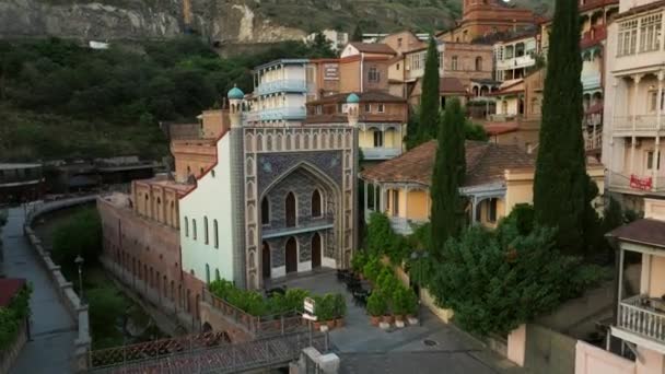 Mosquée Jumah Dans Vieille Ville Tbilissi Géorgie Tir Drone — Video