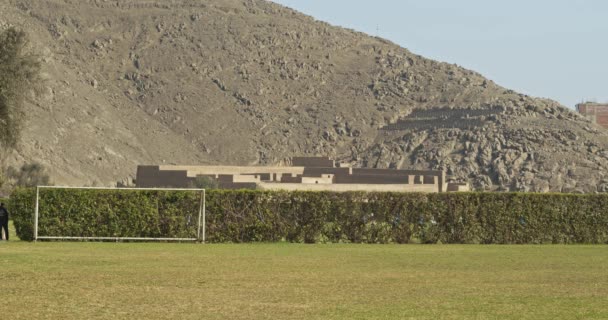 Puruchuco Futbol Sahasının Arkasındaki Kalıntıları Yeniledi Lima Peru — Stok video