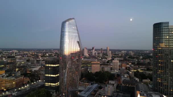 Ένα Blackfriars Κτίριο Scraper Ουρανό Στο Λονδίνο Southbank Drone Εναέρια — Αρχείο Βίντεο