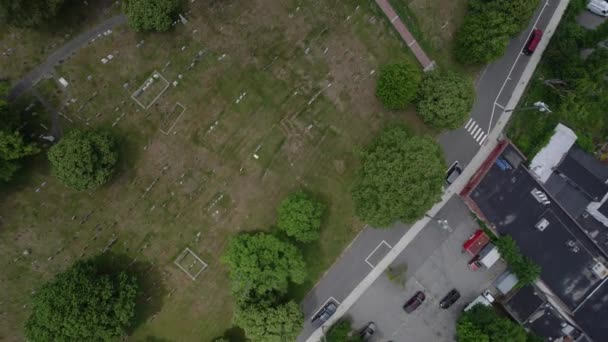 Luchtfoto Begraafplaats Van Burial Hill Plymouth Usa Top Drone Shot — Stockvideo