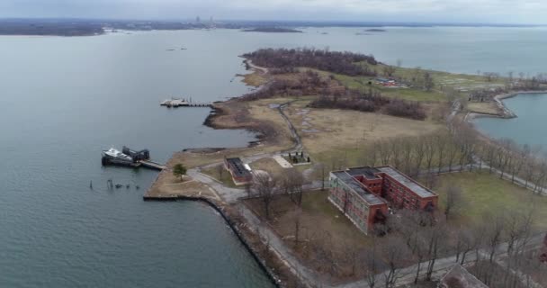 Mass Unmarked Graves Hart Island Nova Iorque Filmagem Aérea Drones — Vídeo de Stock