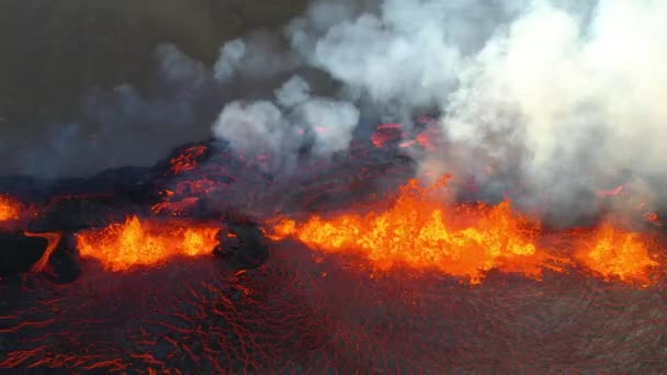 Vroucí Erupce Lávy Během Erupce Sopky Fagradalsfjall Islandu Výstřel Bezpilotního — Stock video