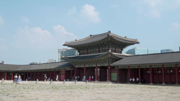 Gyeongbokgung Palace Geungjeongmun Terceiro Portão Para Pátio Salão Trono Verão — Vídeo de Stock