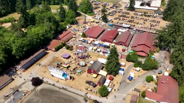 Photo Aérienne Orbite Foire Comté Whidbey Island Par Une Chaude — Video