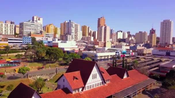 Brezilya Nın Parana Kentindeki Londrina Tarihi Müzesi Yakınlarındaki Hava Manzarası — Stok video