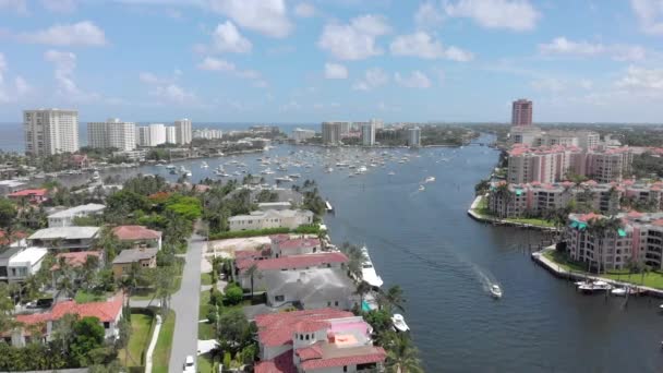 High Air Drone Shot Waterway Canal Boats Jachts Fort Lauderdale — Stock video